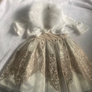 Little girls dress size 5 with small furry white cover